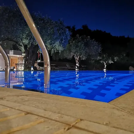 Ipsario Garden Apartament *